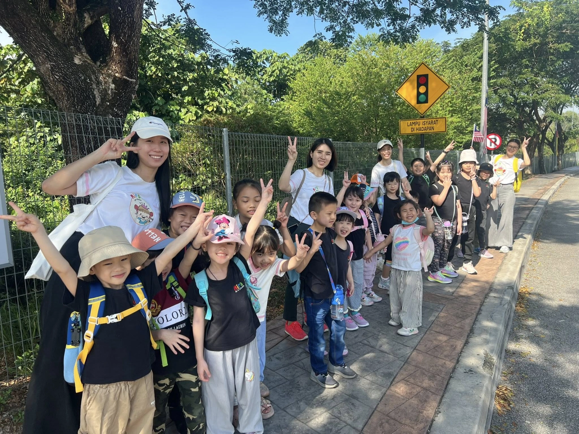 2025 MIRO Education Trip | News & Activities | Miro Art Studio